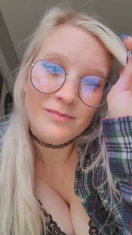 ass glasses natural tits bbw curvy gif