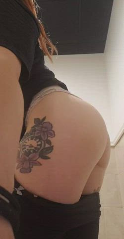 plans [f]ell through this weekend, any kinky girls wanna have some fun with [m]y