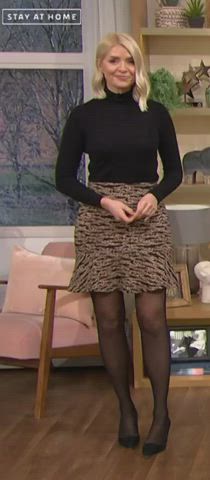Blonde Holly Willoughby Pawg gif