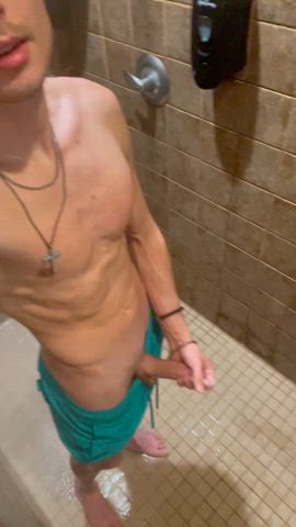 abs big dick cock gym jerk off male masturbation masturbating onlyfans public gay-muscle