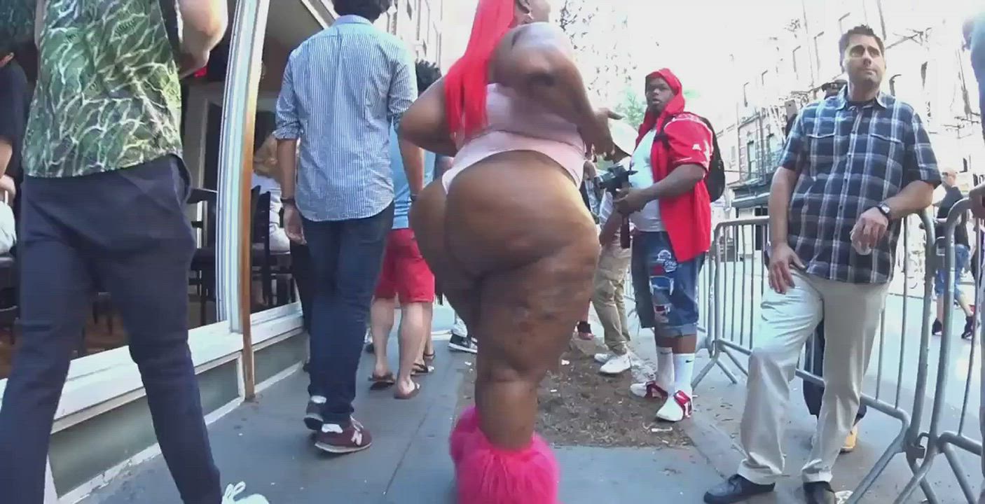 Ass BBW Public Thick gif