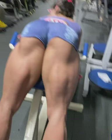 Brazilian Fitness Hispanic Latina Legs Muscular Girl Thick Workout gif