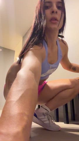 ass gym latina onlyfans sexy amateur-girls fit-girls latinas thick-booty gif