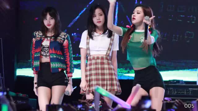 BlackPink Rose, Jisoo, and Lisa Lead GFY