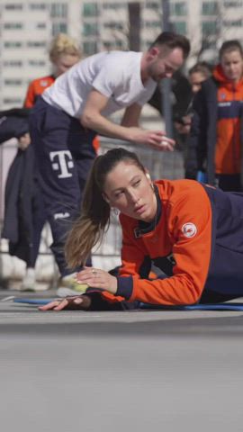 Suzanne Schulting - Dutch speed skater