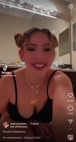 ass girls pretty sex teasing teen tiktok tits gif