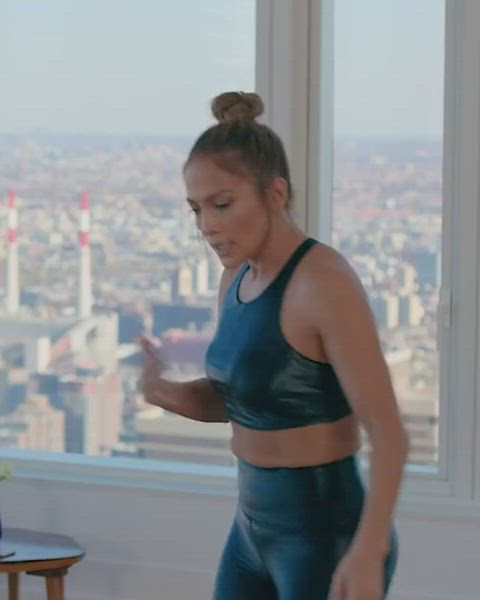 celebrity jennifer lopez milf gif