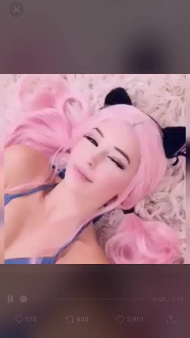 Belle Delphine ahegao face