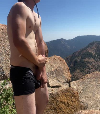 the view makes me so horny 💦🥵⛰