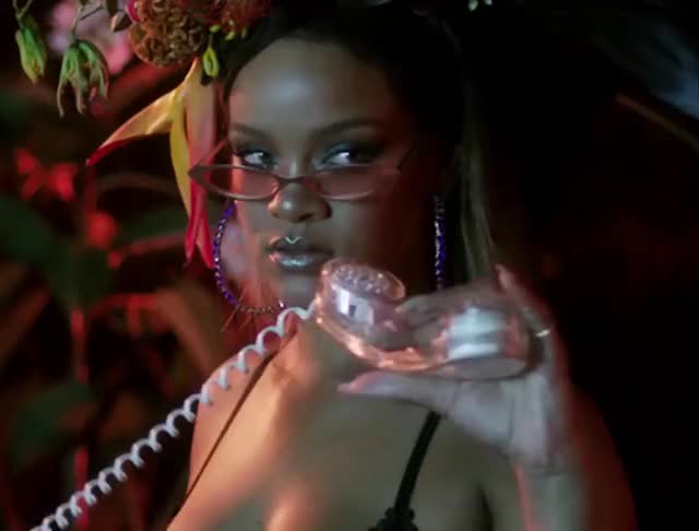 Rihanna gif