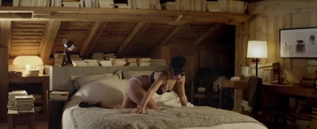 Ass Celebrity Nude gif