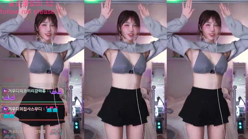 Kyul's bouncing tits