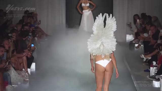 Beach Bunny Swimwear Fashion Show SS 2018