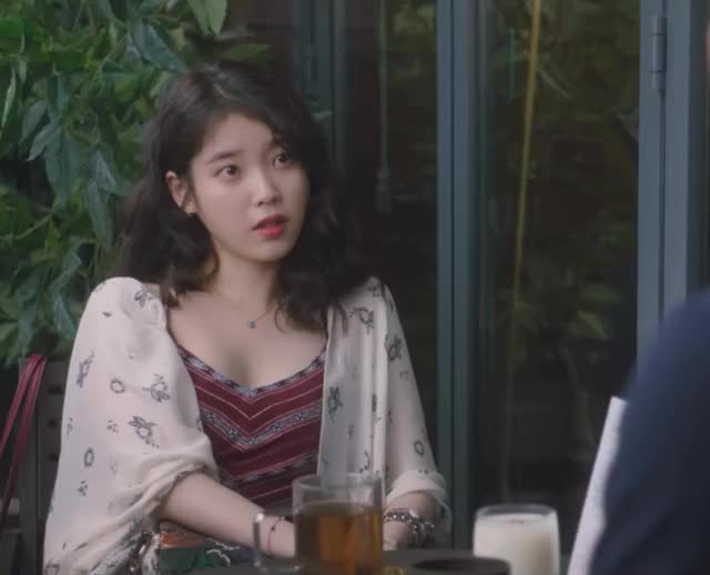 IU - Persona; The Collector 5