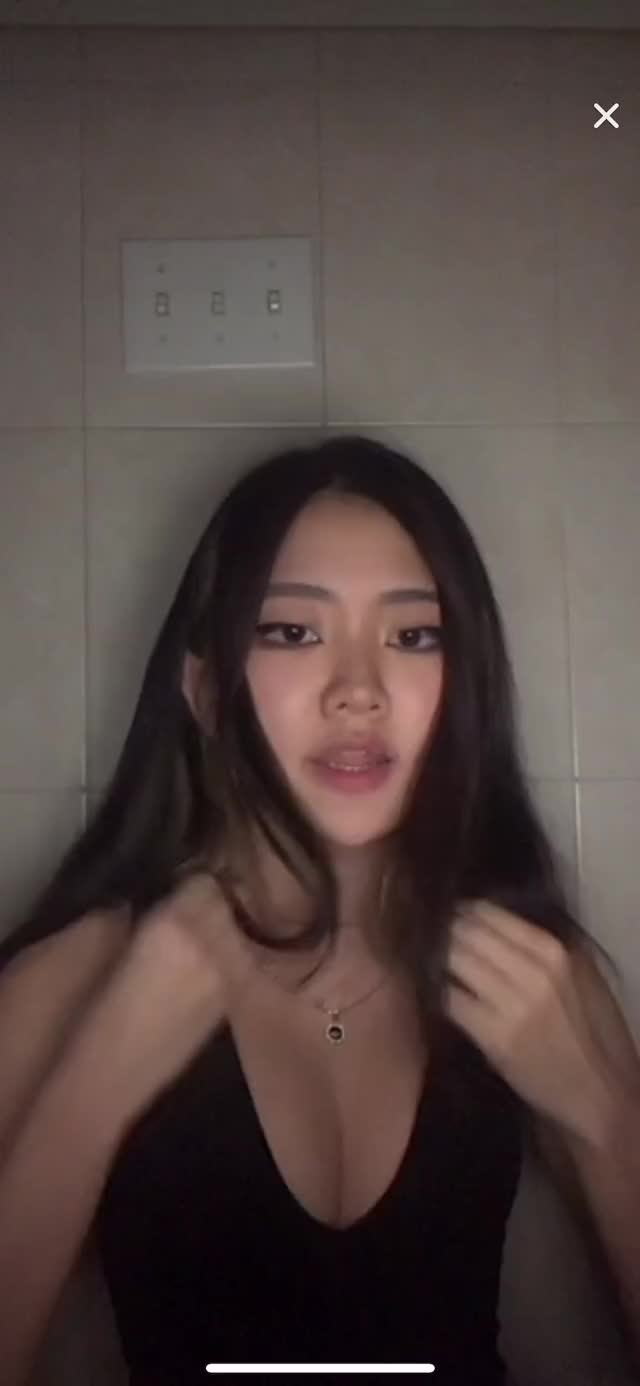 TikTok live video stream November 2020