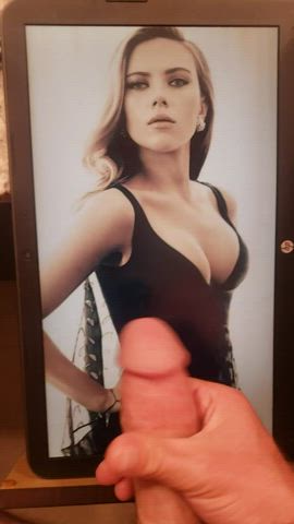 Scarlett Johansson Cumtribute