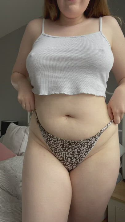 Do I have a fuckable mombod?