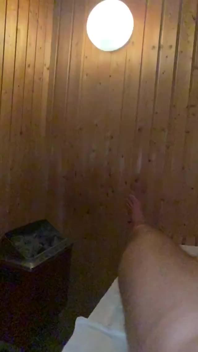 cum in sauna