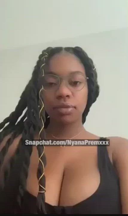 Areolas Big Tits Ebony Flashing gif