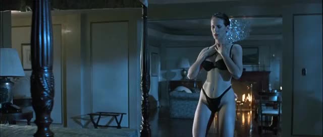 Jamie Lee Curtis - True Lies 3