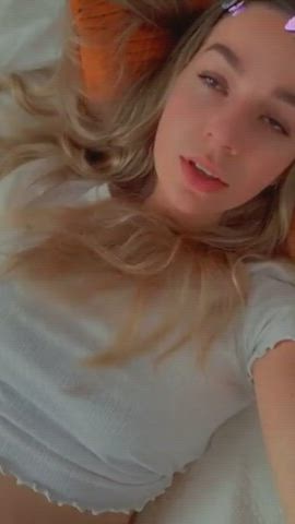 Blonde Clit Rubbing Masturbating Rubbing Selfie gif