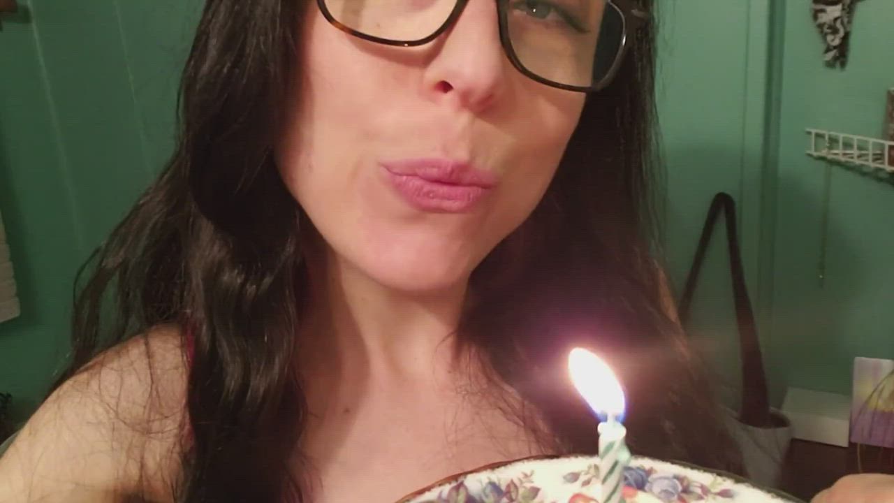 She pees on a birthday cupcake to extinguish the candle, then squashes the cake in