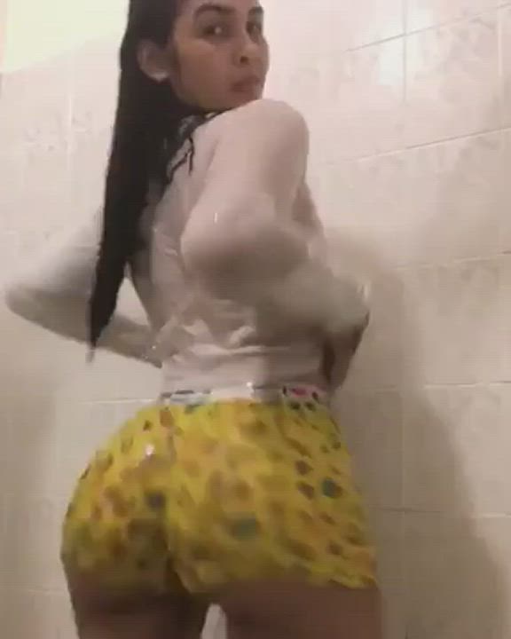 Ass Jiggling Latina Shower gif