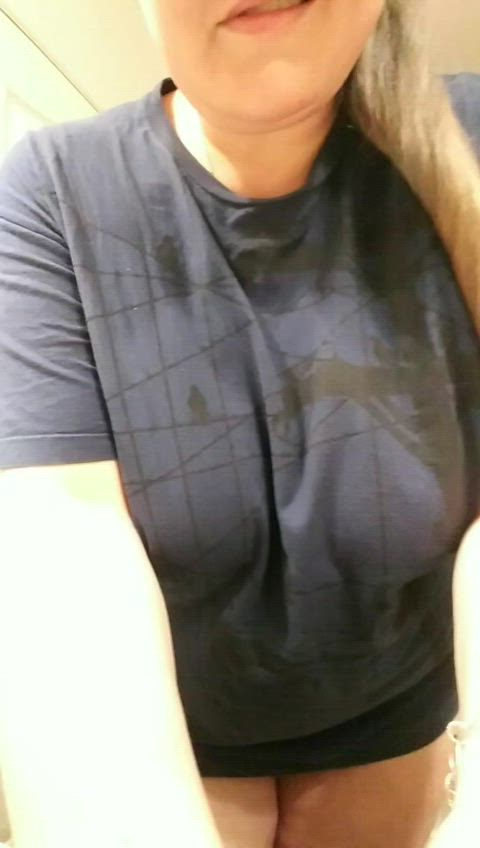 Titty fuck any milfs lately