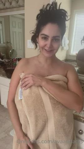 Towel reveal