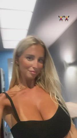 blonde boobs jiggling gif