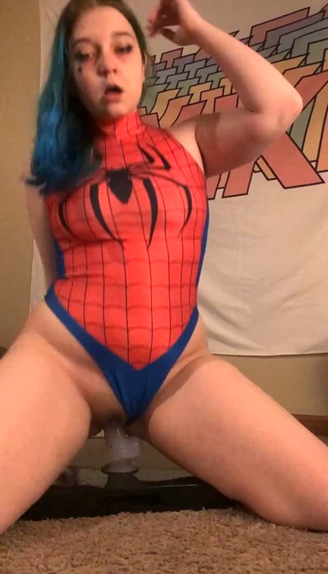 Emo Spidergirl cosplayer, riding a dildo [SPIDERMAN] (spookybaby777) 