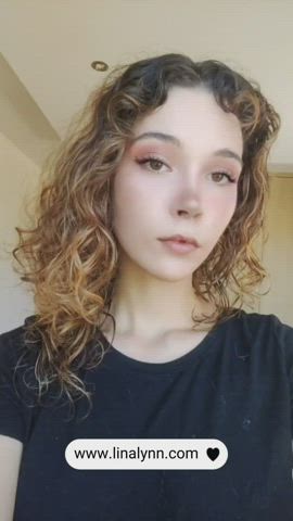 18 Years Old 19 Years Old Babe Brunette Cute Model Selfie Teen Webcam gif