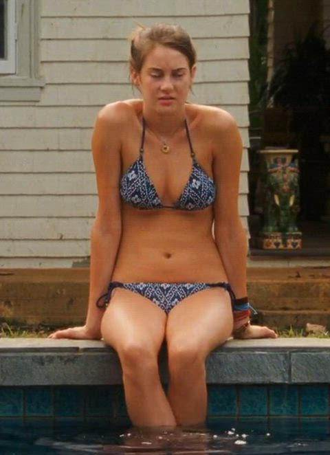 Shailene Woodley [The Descendants]