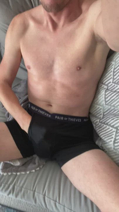 (38) Bull cock needs some service