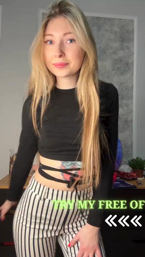 20 years old ass blonde girls onlyfans sex solo tease tiktok usa gif