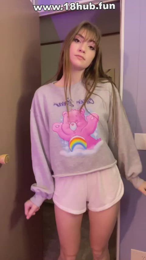 19 years old amateur big tits natural tits onlyfans orgasm sex tiktok gif