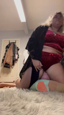 bbw face smothering facesitting latina smother gif