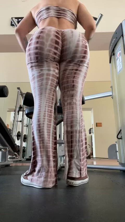 ass big ass leggings tiktok gif