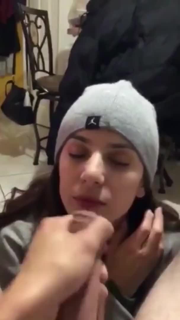 Thirsty girl receives a HUGE cumshot