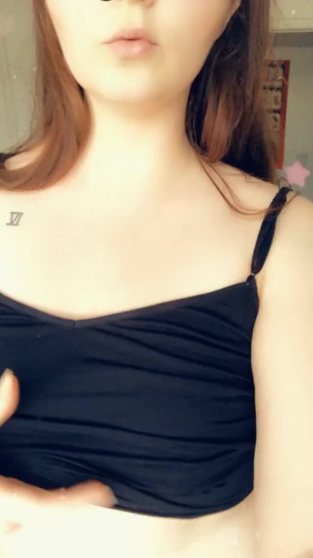 (F)elt like showing what’s hiding under this tight black tank top ?