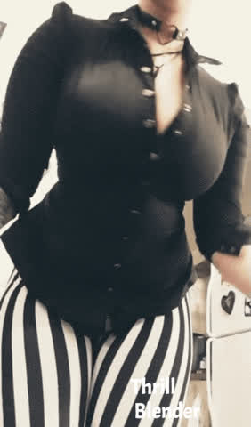 Goth Jiggling Thighs Tits gif