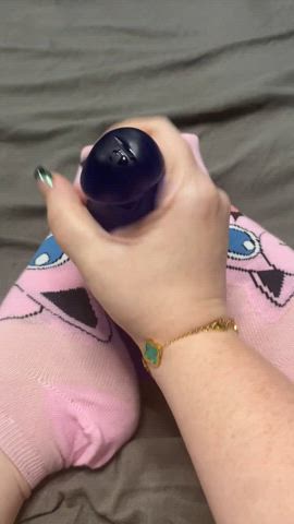 I’m sure your cock would look great between my jigglypuff socks 🍆🩷