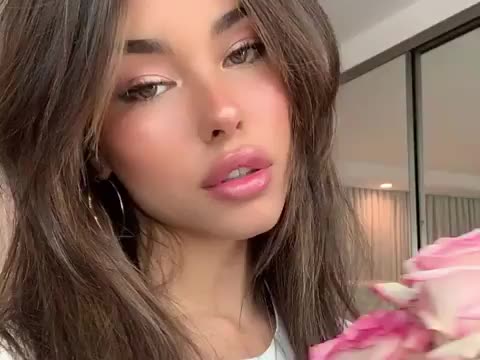 madisonbeer 68643800 2284901661632783 6779261657535545710 n