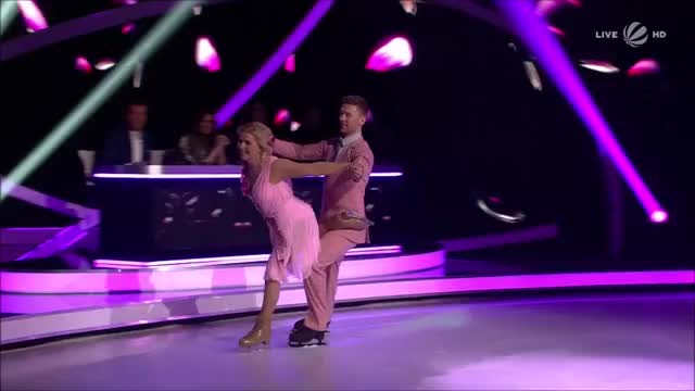 Aleksandra Bechtel @ Dancing on Ice 13.01.2019