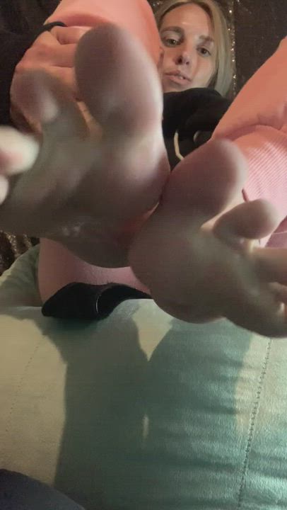 Feet Foot Fetish MILF gif