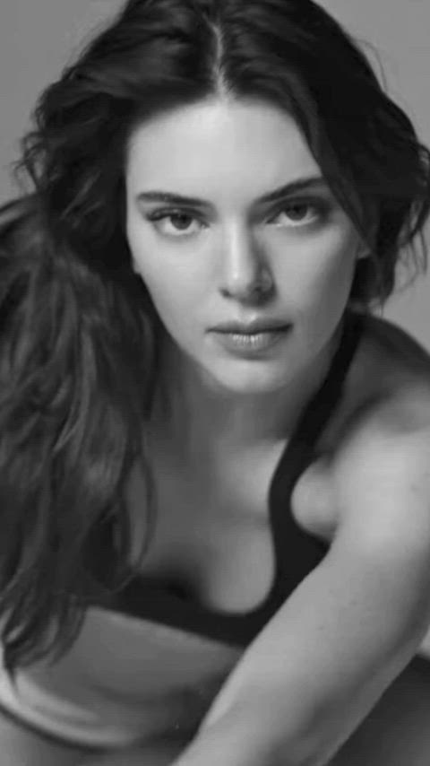 babe beautiful brunette celebrity kendall jenner model pretty gif