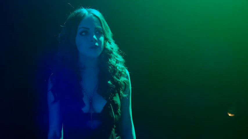 Elizabeth Gillies