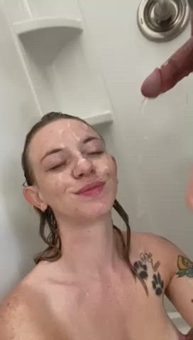 Being a good cumslut and Using his big cock like a shower head after using his cum