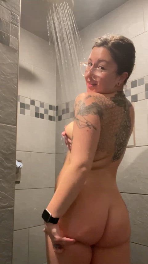 ass looking back natural onlyfans pawg shower solo tattoo wet wet and messy gif