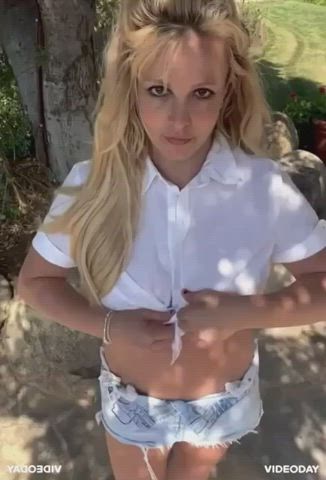 Britney Spears Nude TikTok gif
